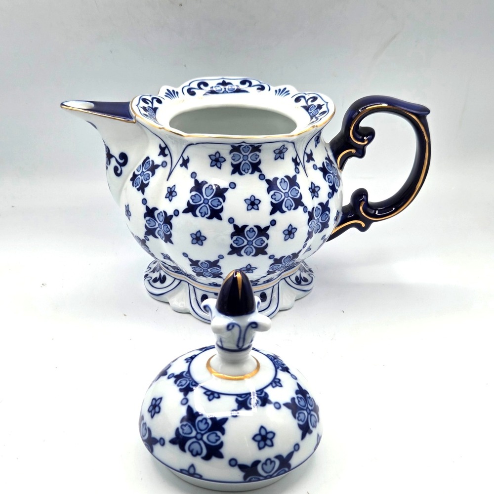 Bombay Summerhill Teapot Large Heavy Cobalt Blue & White Porcelain Gold Trim - Picture 7 of 10
